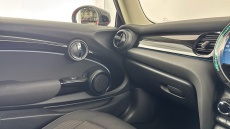 MINI Hatchback 1.5 Cooper Classic Premium 3dr Petrol Hatchback